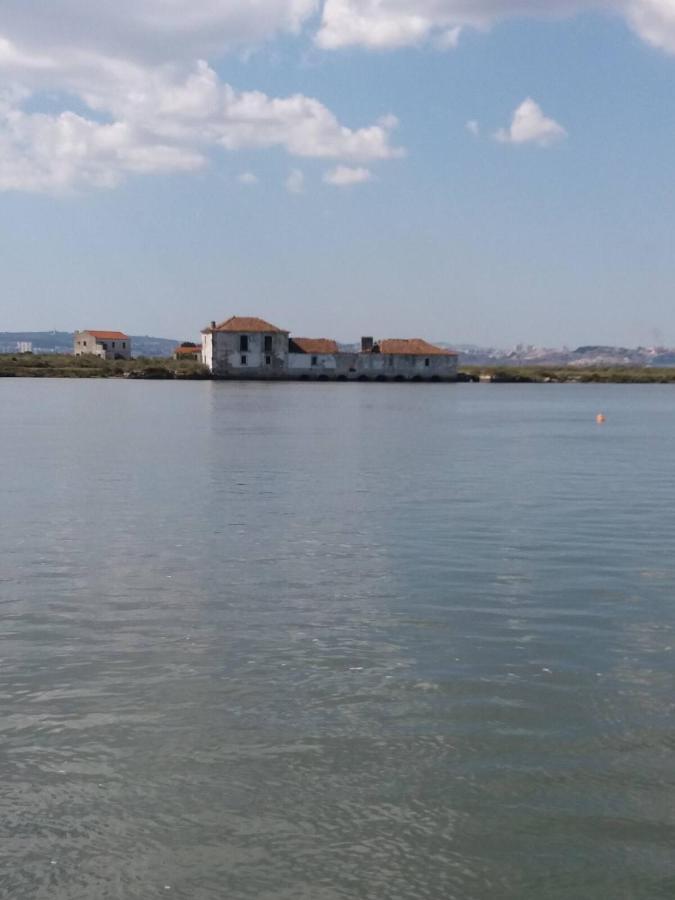 Casa Do Rio - Riverside House Seixal  Εξωτερικό φωτογραφία
